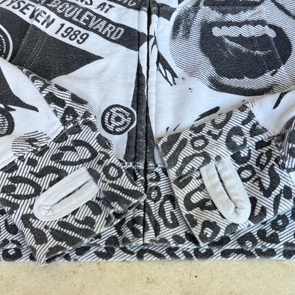 OBEY Black & White Zip Hoodie - Picture 3 of 6
